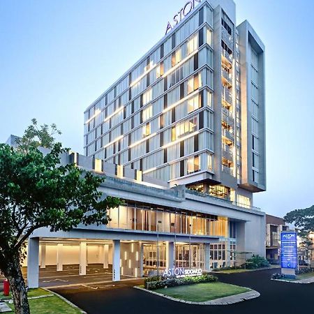 Aston Sidoarjo City Hotel & Conference Center Zewnętrze zdjęcie