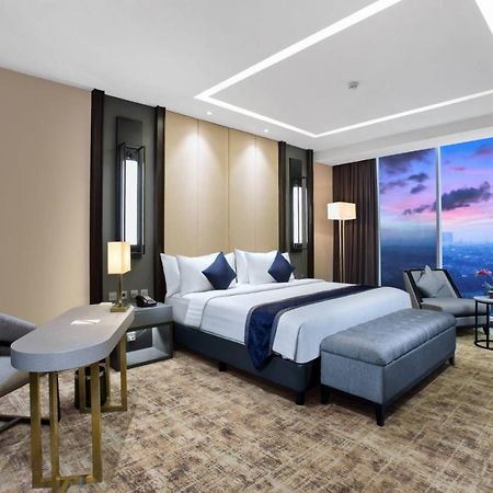 Aston Sidoarjo City Hotel & Conference Center Zewnętrze zdjęcie