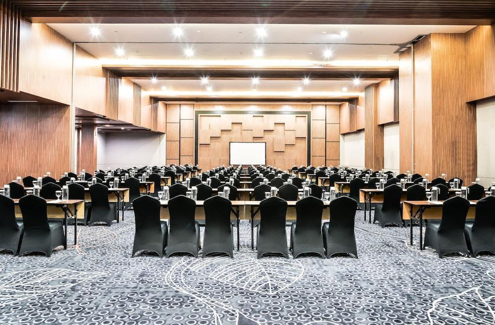 Aston Sidoarjo City Hotel & Conference Center Zewnętrze zdjęcie