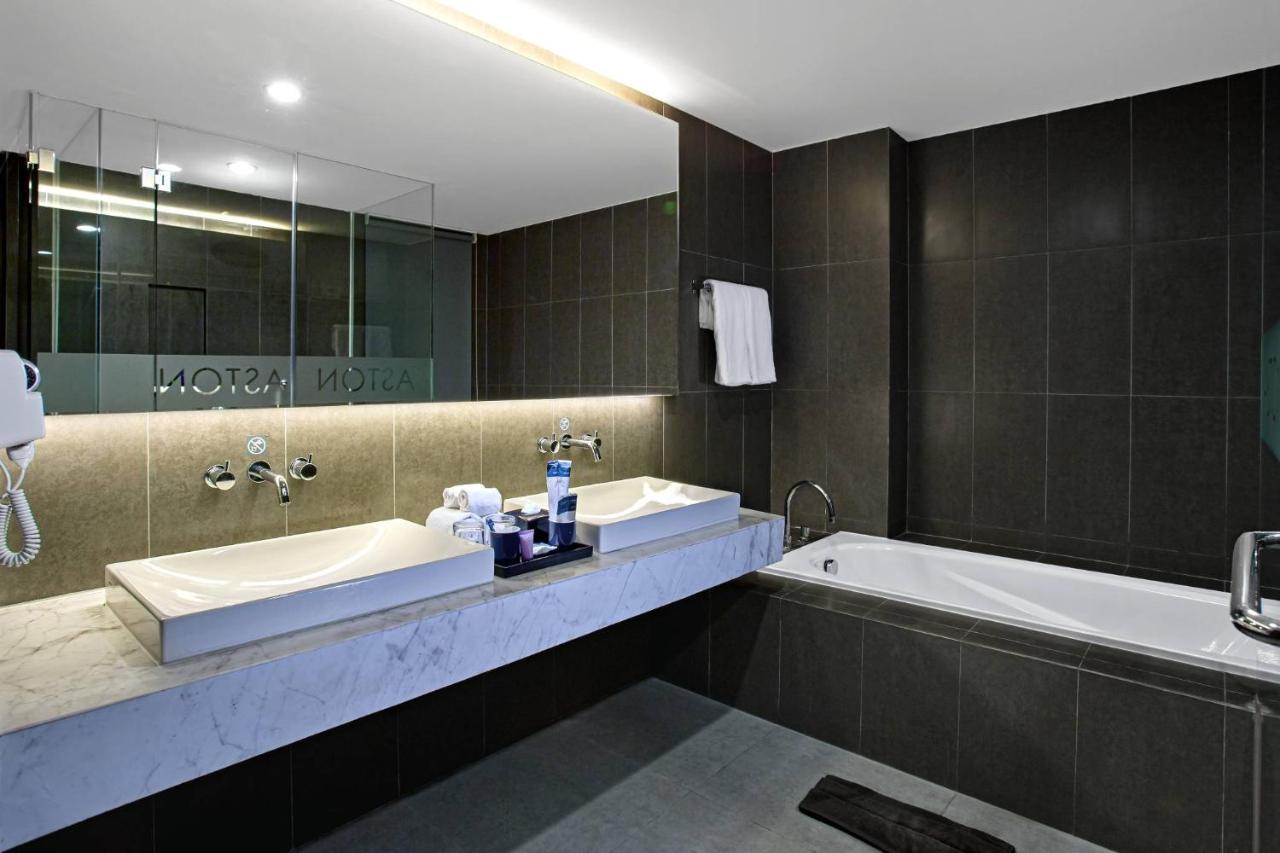 Aston Sidoarjo City Hotel & Conference Center Zewnętrze zdjęcie