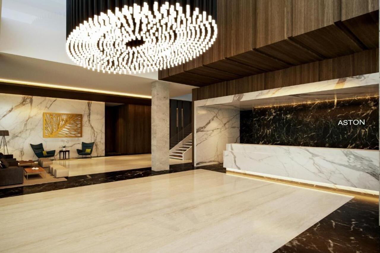 Aston Sidoarjo City Hotel & Conference Center Zewnętrze zdjęcie