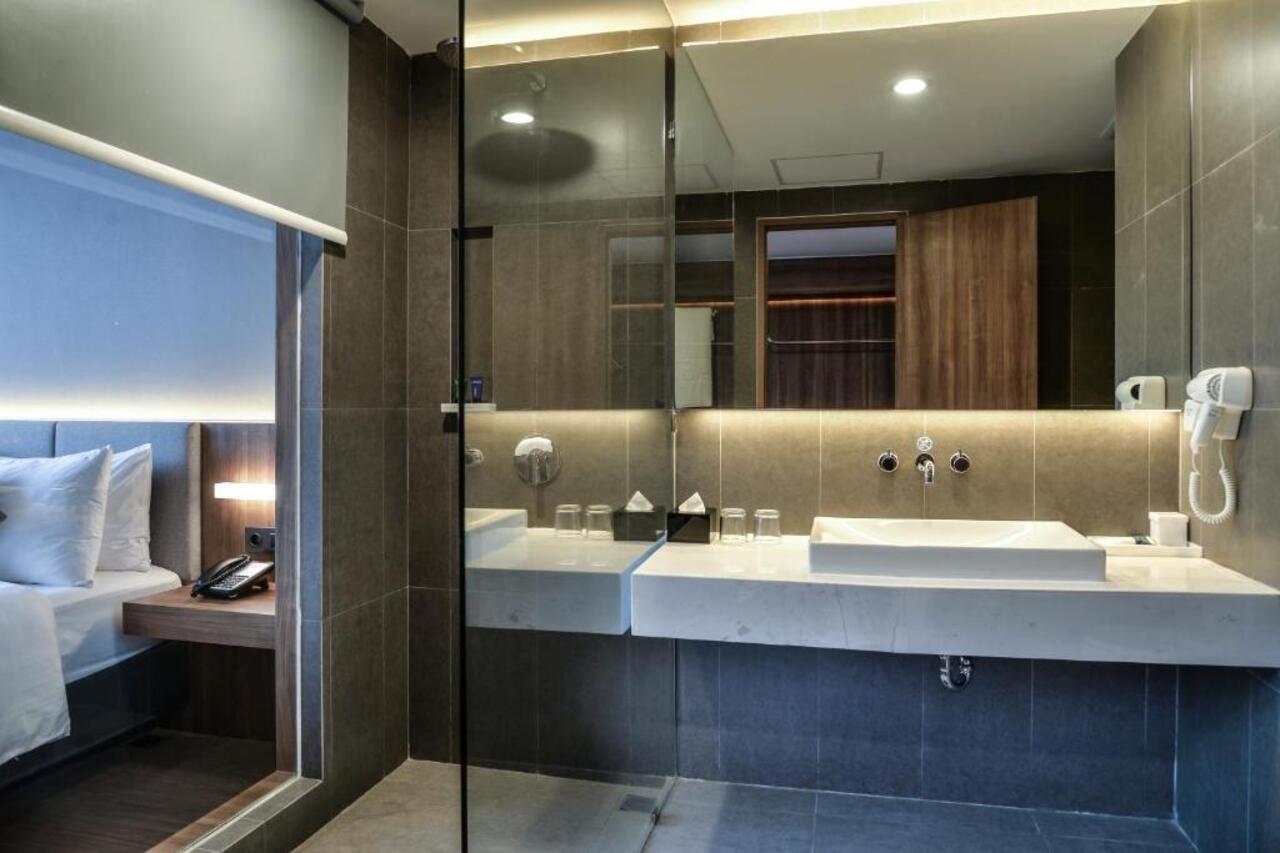 Aston Sidoarjo City Hotel & Conference Center Zewnętrze zdjęcie