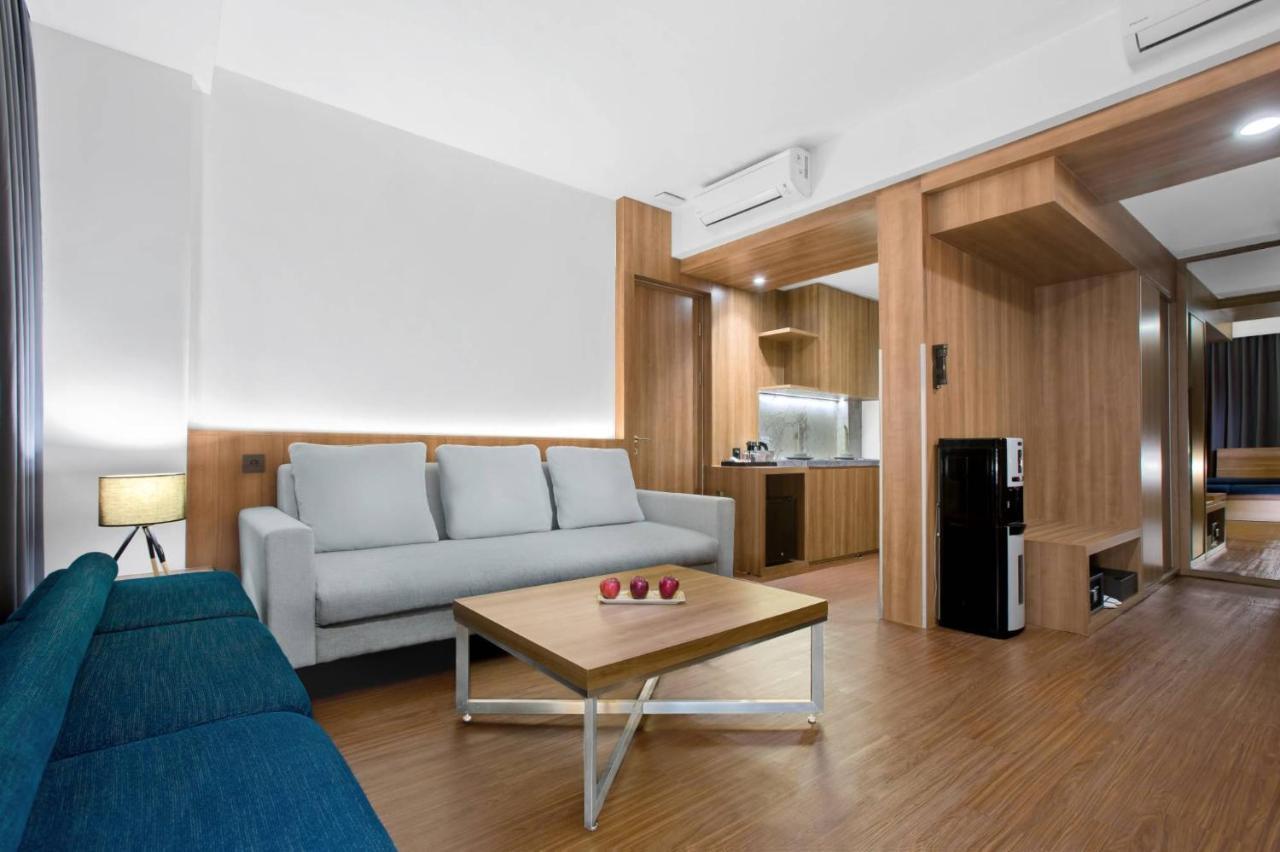 Aston Sidoarjo City Hotel & Conference Center Zewnętrze zdjęcie